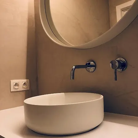 Le Porte-bonheur *
